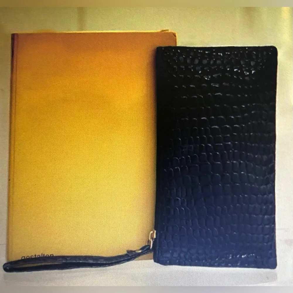 Women’s wristlet wallet brown crocodile. 4”H X 7-3/4”L